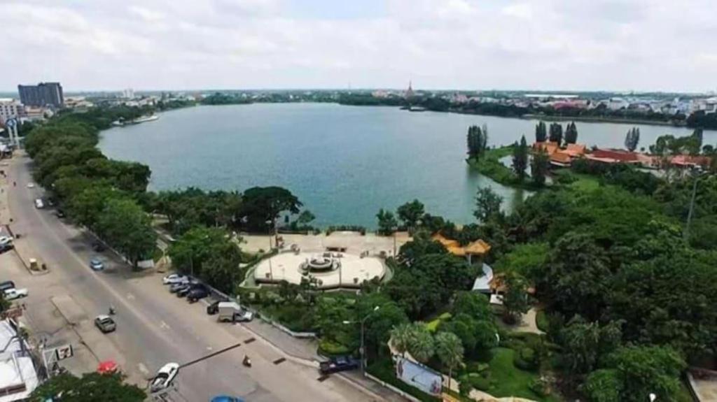 Ingtara Hotel Кхон Каен Екстериор снимка
