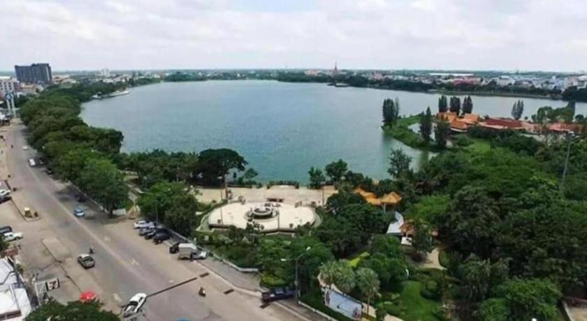 Ingtara Hotel Кхон Каен Екстериор снимка